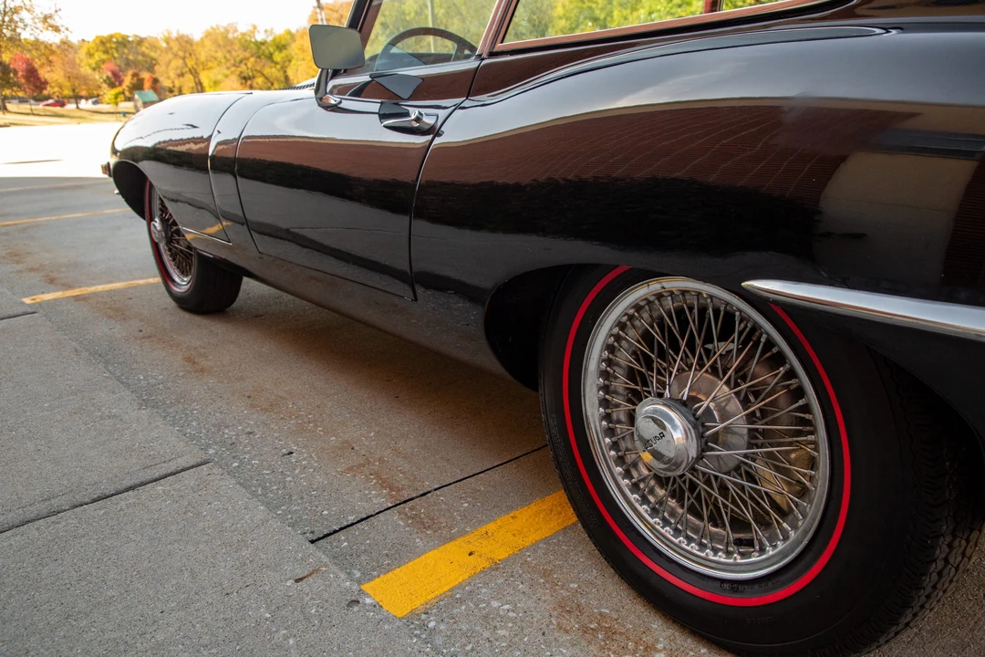 1969 Jaguar E-Type Series 2 - Image 16 of 31