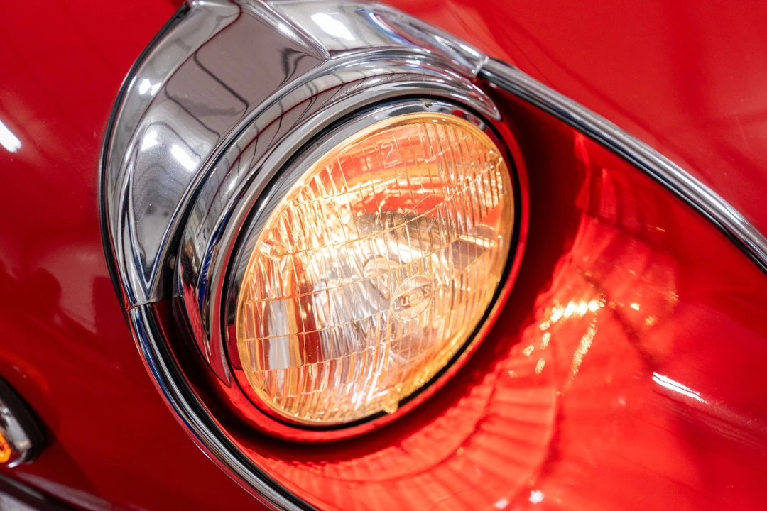 1969 Jaguar E-Type Series 2 - Image 18 of 31
