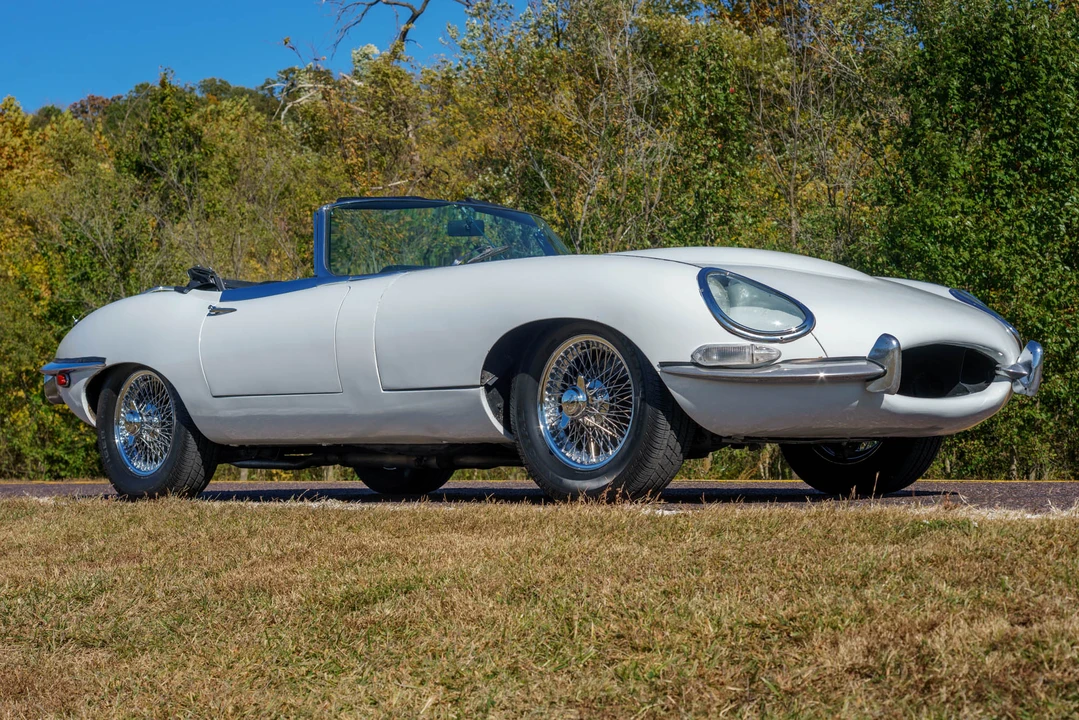 1969 Jaguar E-Type Series 2 - Image 10 of 31