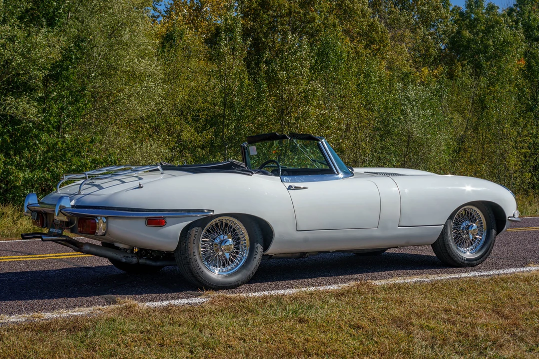 1969 Jaguar E-Type Series 2 - Image 12 of 31