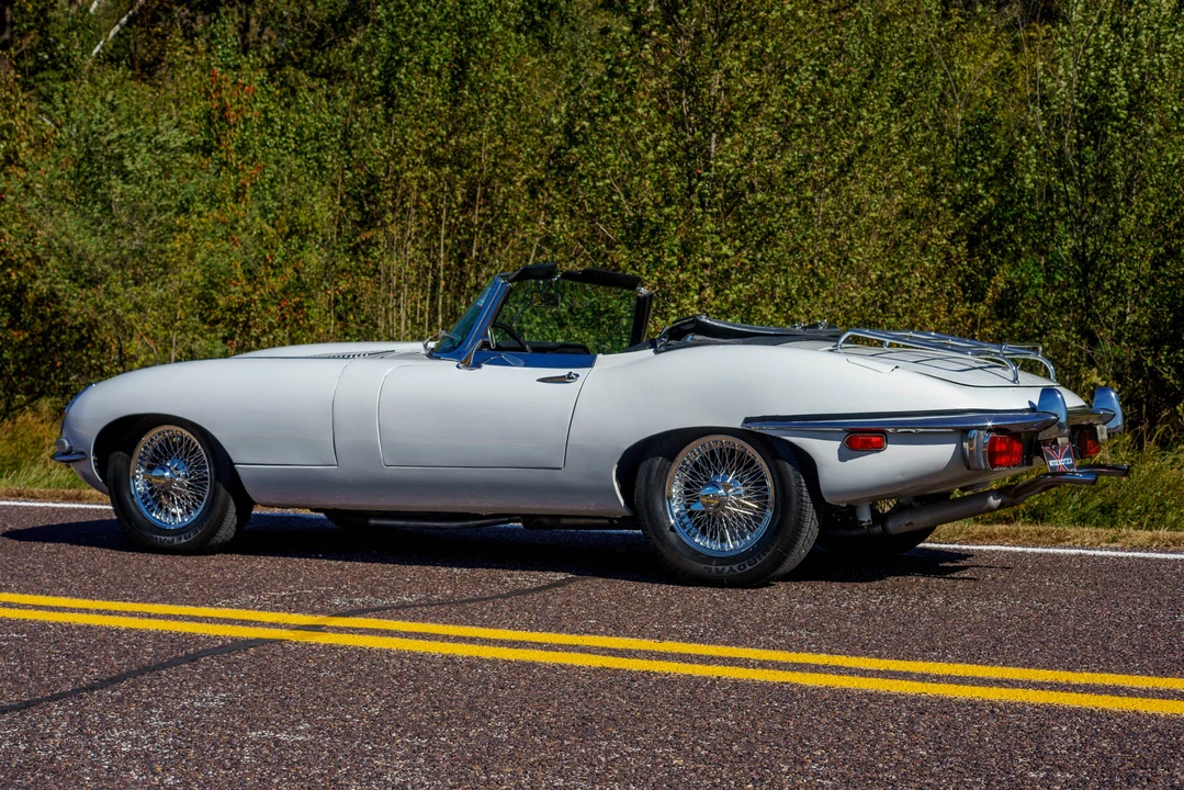 1969 Jaguar E-Type Series 2 - Image 16 of 31