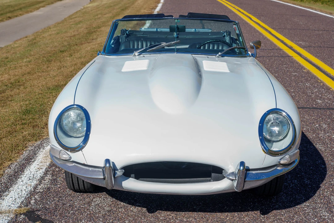 1969 Jaguar E-Type Series 2 - Image 7 of 31