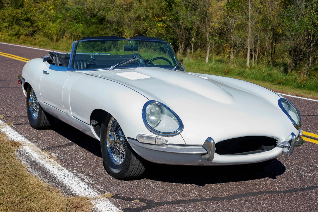 1969 Jaguar E-Type Series 2 - Image 9 of 31