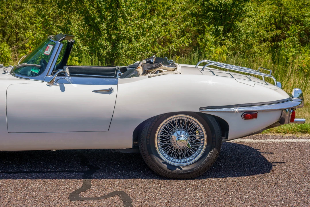 1969 Jaguar E-Type Series 2 - Image 22 of 31