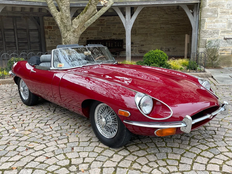 1969 Jaguar E-Type Series 2 - Image 11 of 31