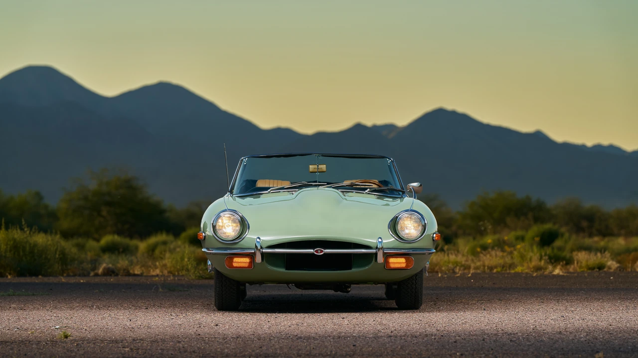 1969 Jaguar E-Type Series 2 - Image 11 of 31