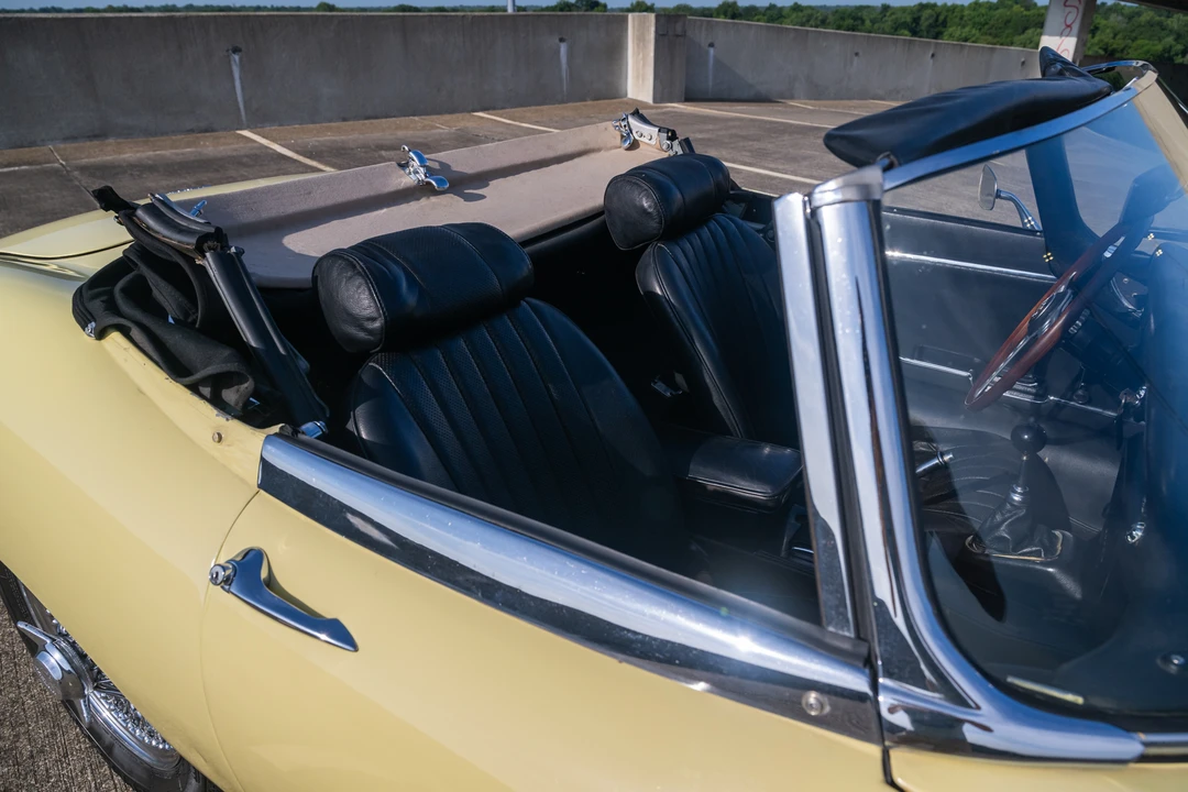 1969 Jaguar E-Type Series 2 - Image 24 of 31