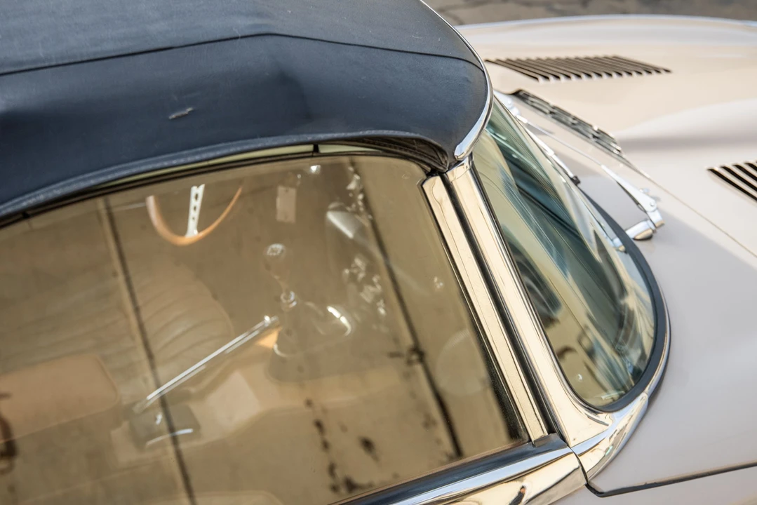 1969 Jaguar E-Type Series 2 - Image 21 of 31
