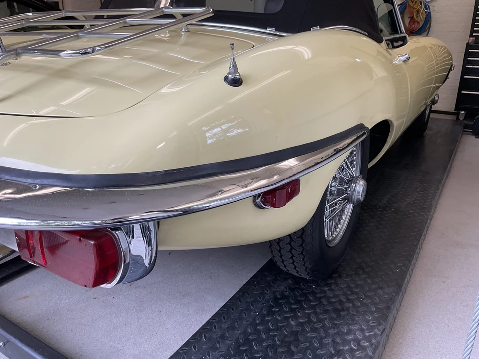 1969 Jaguar E-Type Series 2 - Image 23 of 31