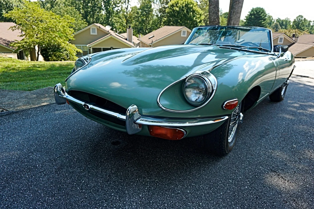 1969 Jaguar E-Type Series 2 - Image 2 of 31