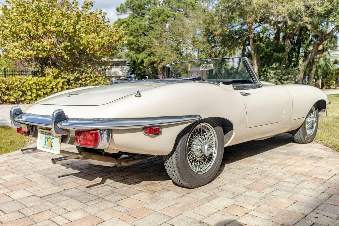 1969 Jaguar E-Type Series 2 - Image 5 of 31