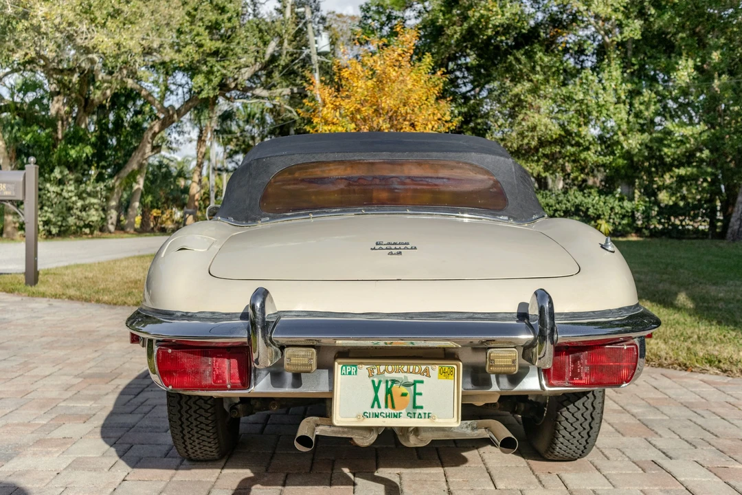1969 Jaguar E-Type Series 2 - Image 12 of 31