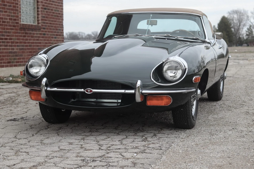 1969 Jaguar E-Type Series 2 - Image 2 of 31
