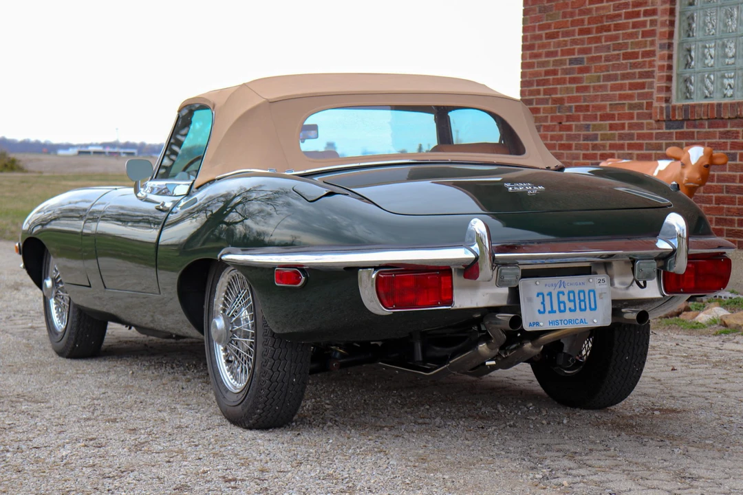 1969 Jaguar E-Type Series 2 - Image 16 of 31