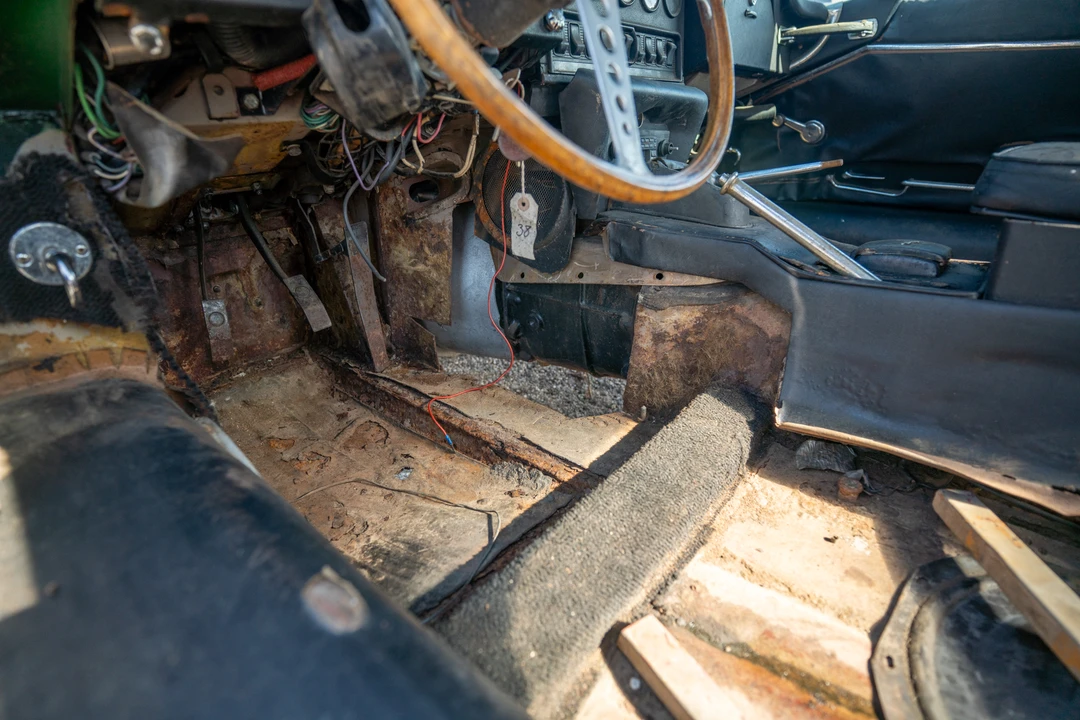 1969 Jaguar E-Type Series 2 - Image 25 of 31