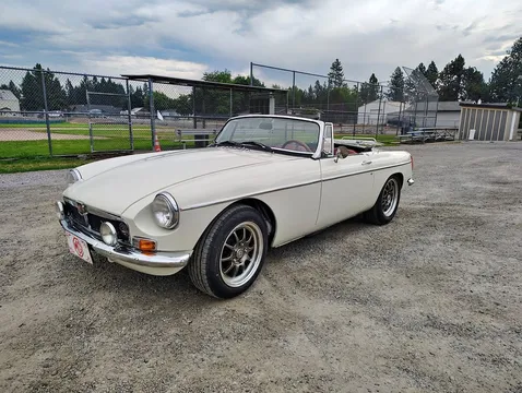 1969 Jaguar MGC V8