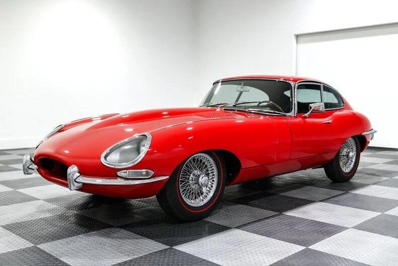 1969 Jaguar XK - Image 3 of 20