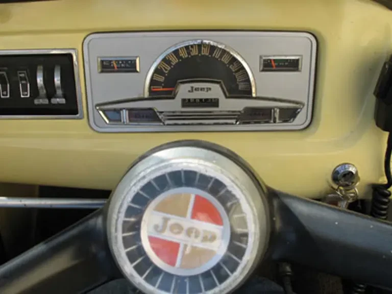 1969 Jeep Jeepster Commando - Image 10 of 13