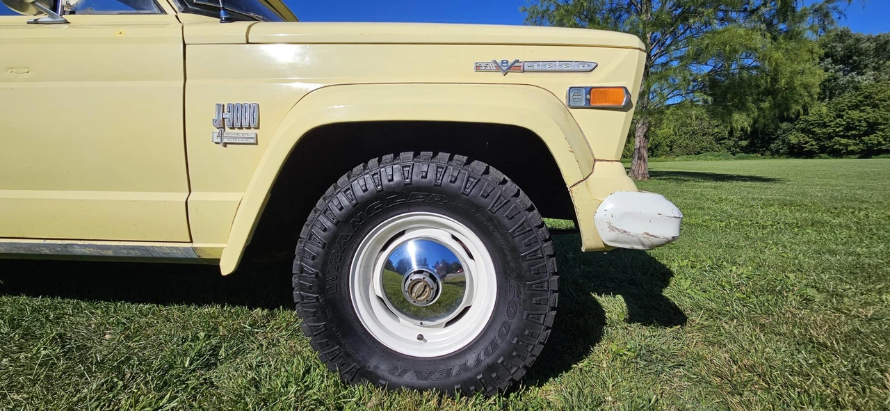 1969 Jeep SJ Gladiator - Image 25 of 31