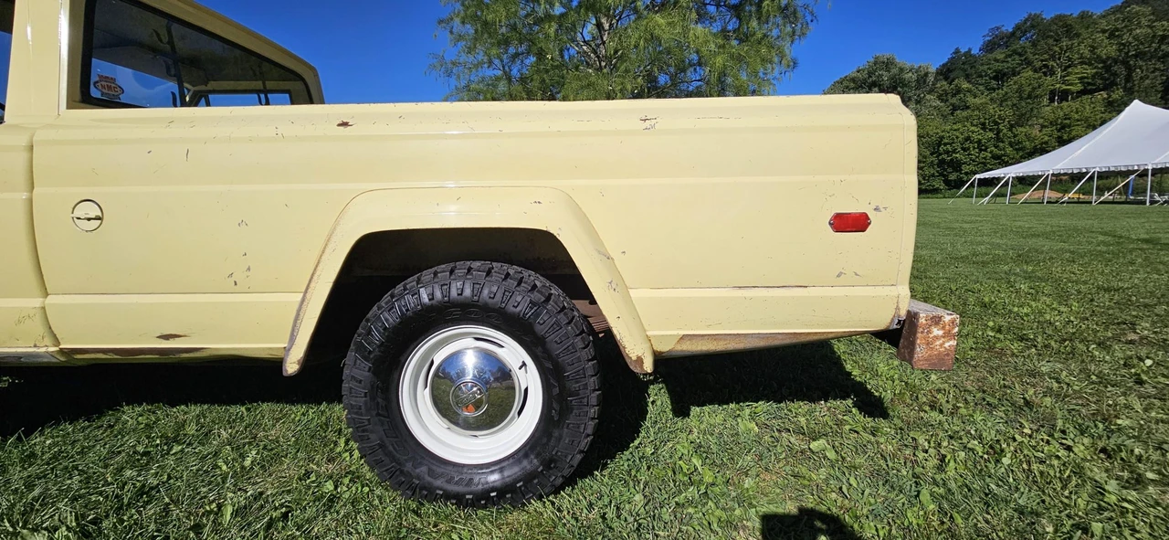 1969 Jeep SJ Gladiator - Image 23 of 31