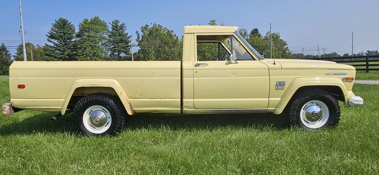 1969 Jeep SJ Gladiator - Image 13 of 31