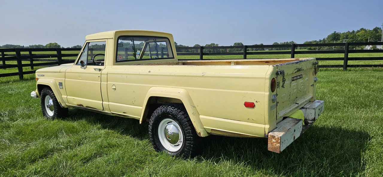 1969 Jeep SJ Gladiator - Image 17 of 31