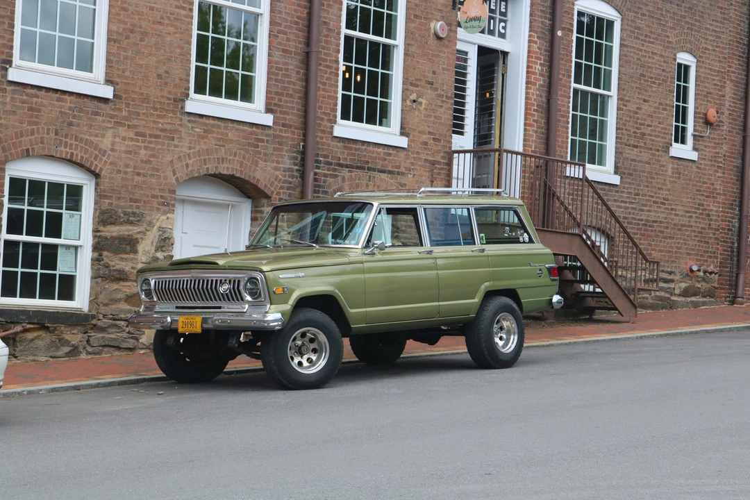 1969 Jeep SJ Wagoneer - Image 3 of 31