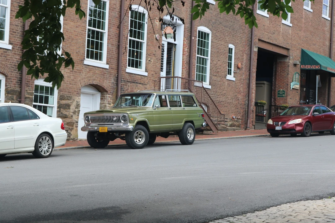 1969 Jeep SJ Wagoneer - Image 2 of 31