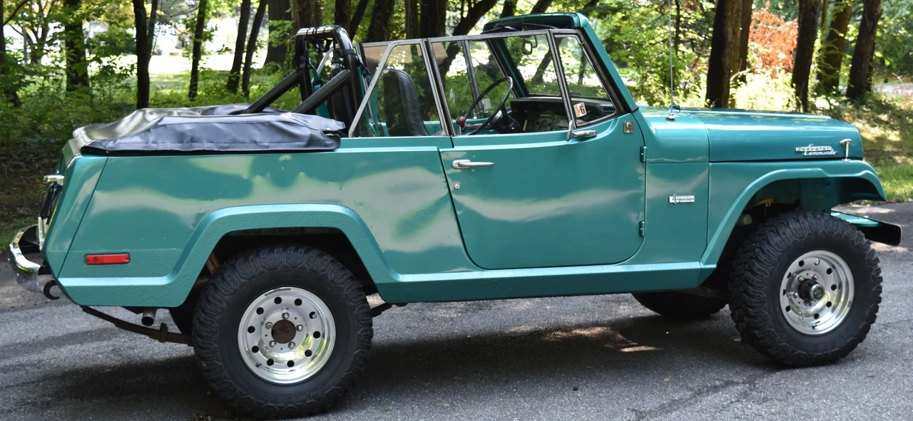 1969 Jeep Jeepster Commando - Image 2 of 14