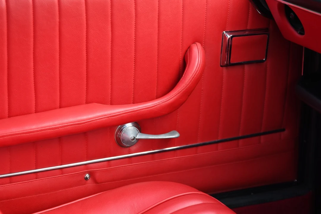 1969 Jensen Interceptor - Image 23 of 30
