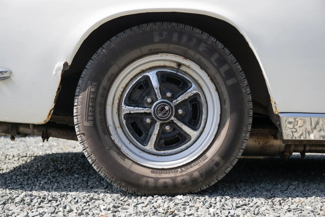 1969 Jensen Interceptor - Image 11 of 31