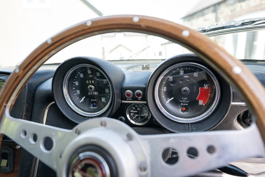 1969 Jensen Interceptor - Image 16 of 31