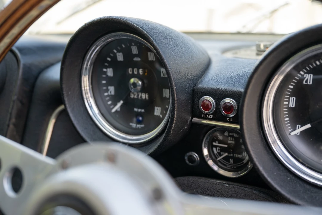 1969 Jensen Interceptor - Image 17 of 31