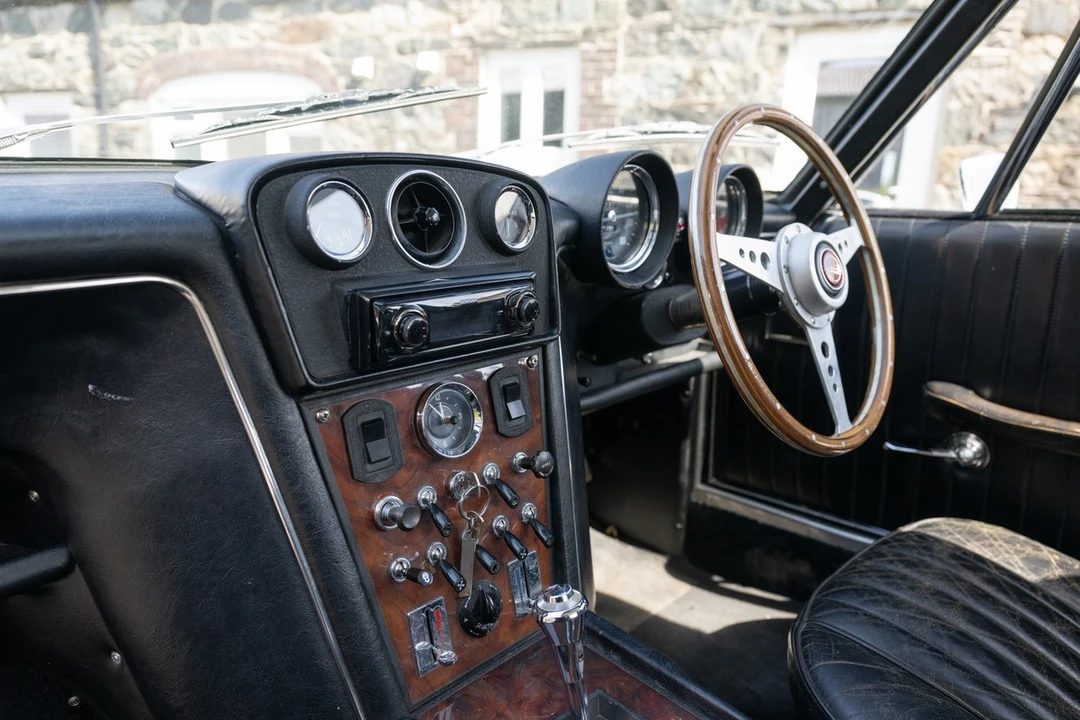 1969 Jensen Interceptor - Image 31 of 31