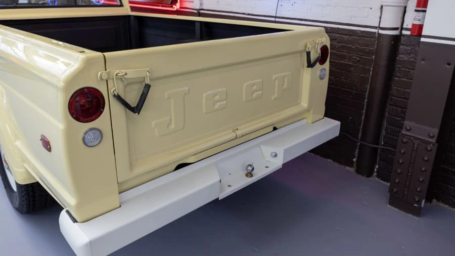 1969 Jeep SJ Gladiator - Image 9 of 24