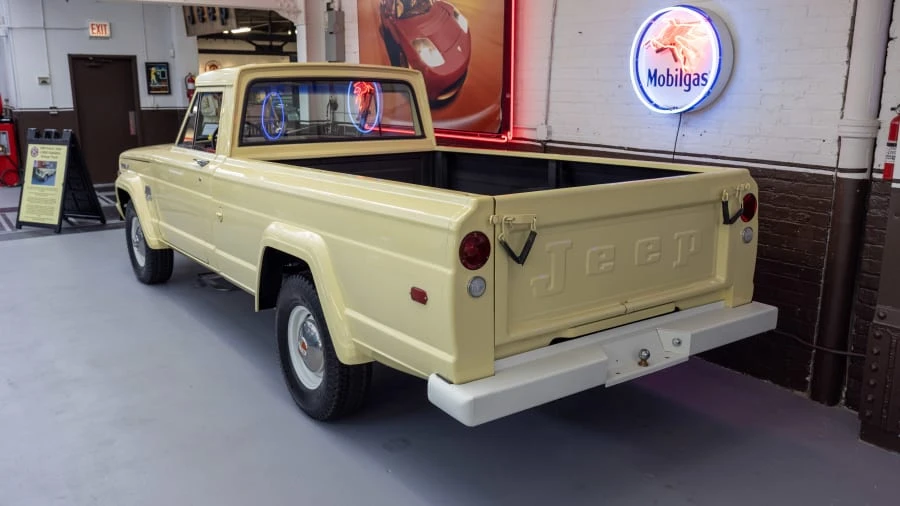 1969 Jeep SJ Gladiator - Image 3 of 24