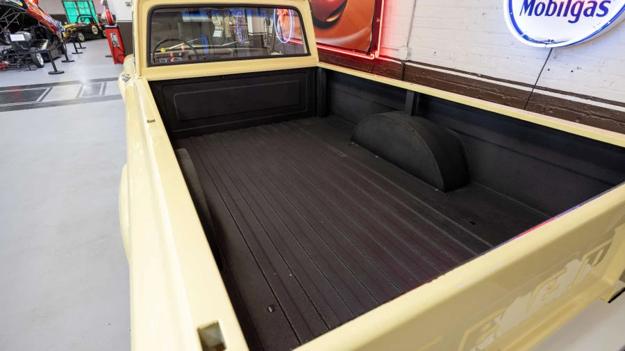 1969 Jeep SJ Gladiator - Image 24 of 24