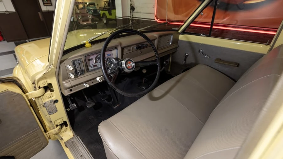1969 Jeep SJ Gladiator - Image 11 of 24