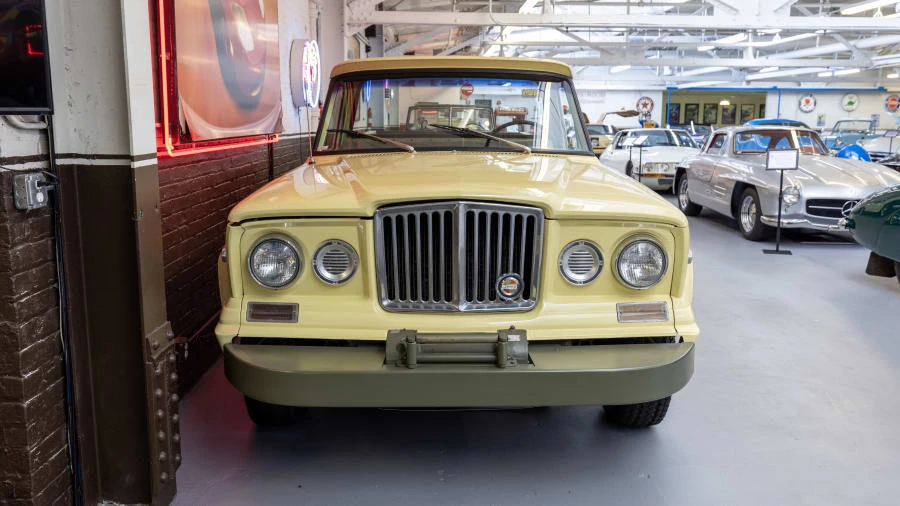 1969 Jeep SJ Gladiator - Image 10 of 24
