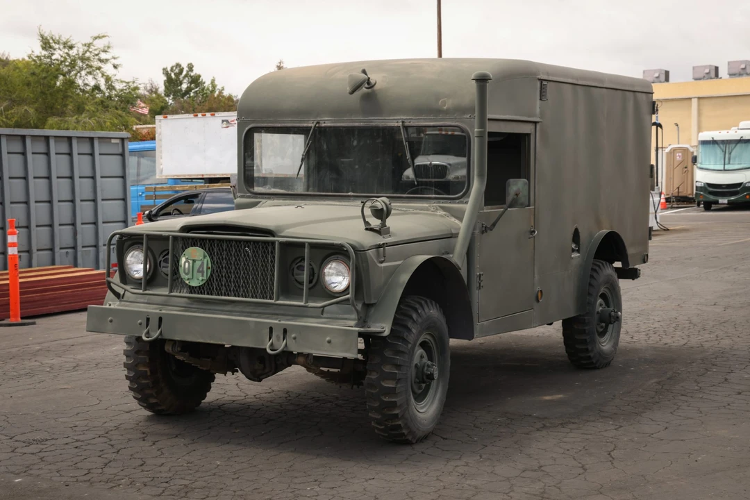 1969 Jeep SJ Gladiator - Image 4 of 31