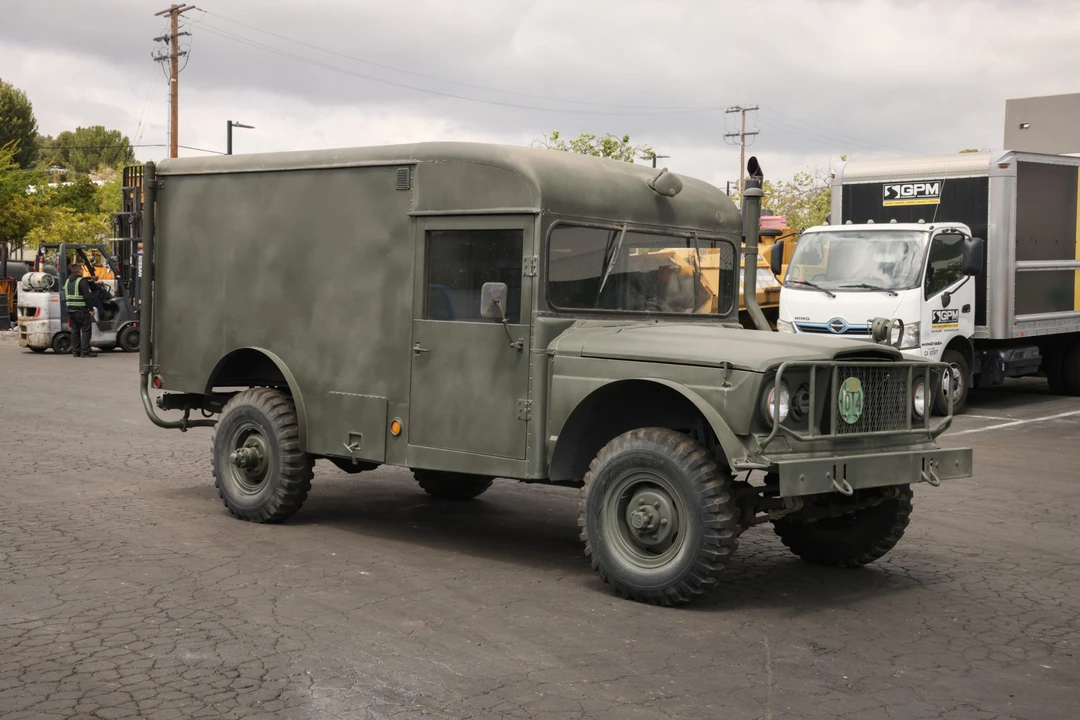 1969 Jeep SJ Gladiator - Image 11 of 31