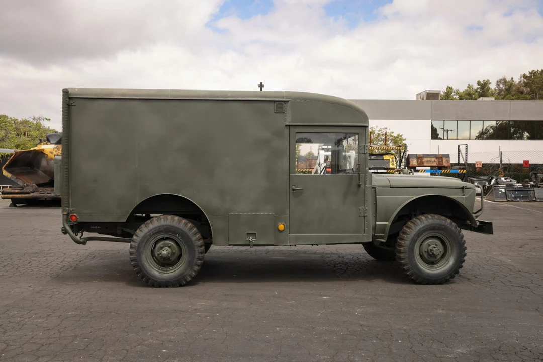 1969 Jeep SJ Gladiator - Image 13 of 31