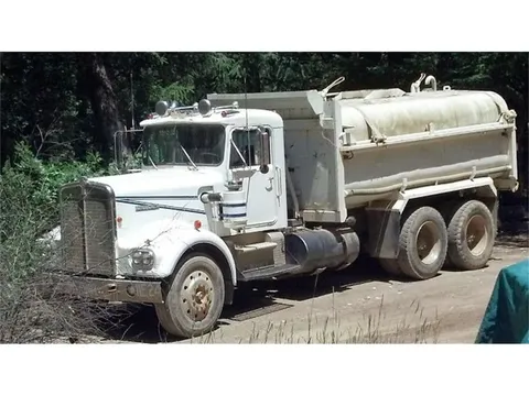 1969 Kenworth 923