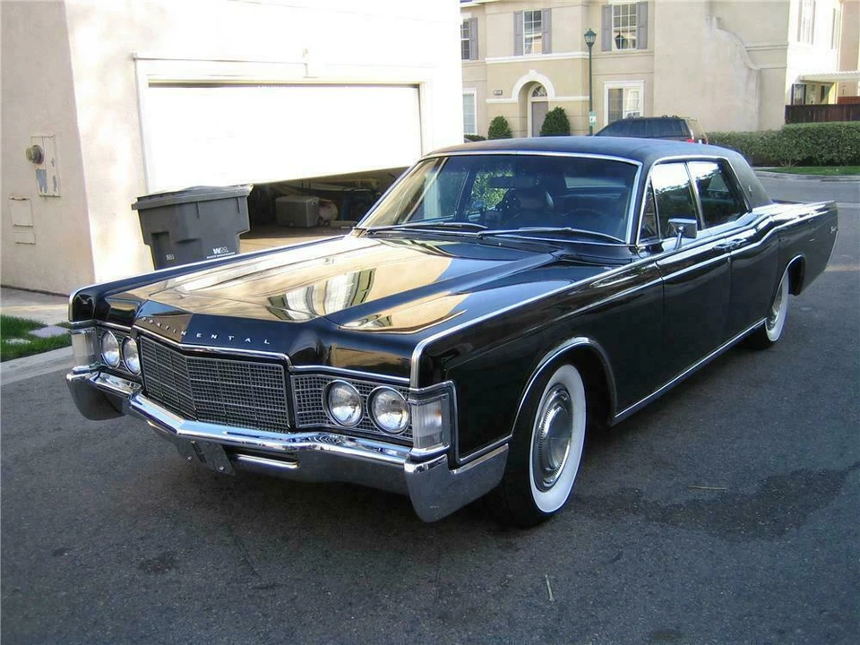 1969 Lincoln Continental 4th Gen - Image 2 of 4