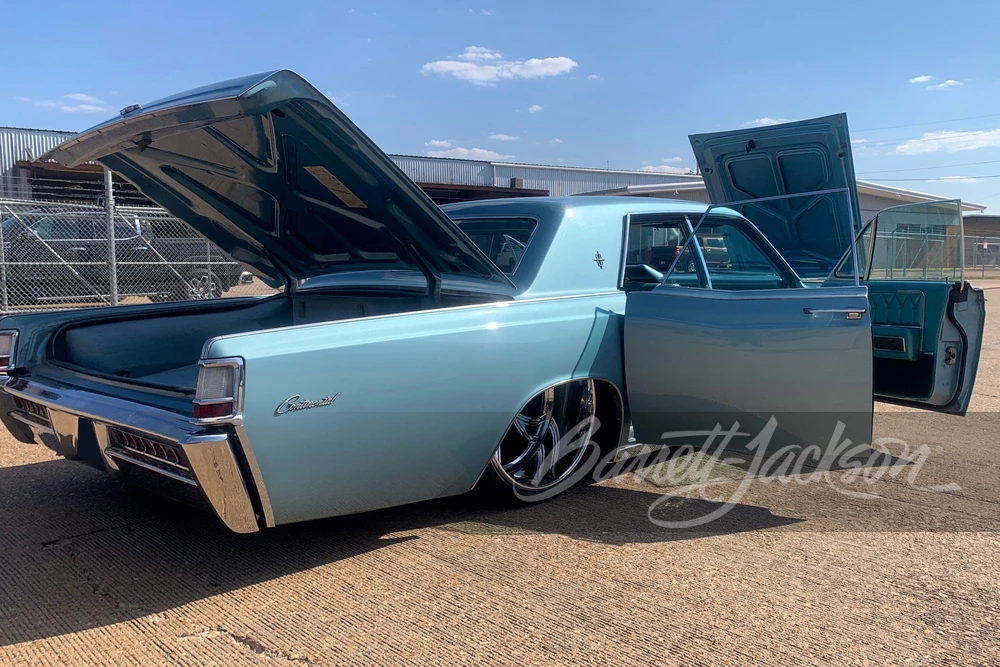 1969 Lincoln Continental 4th Gen - Image 11 of 13