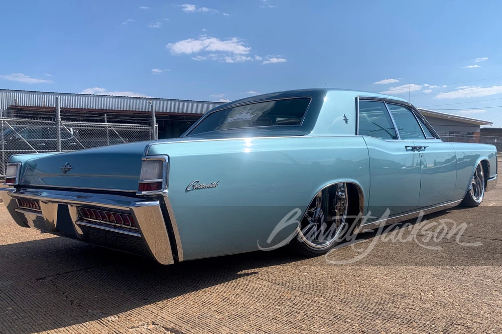 1969 Lincoln Continental 4th Gen - Image 12 of 13