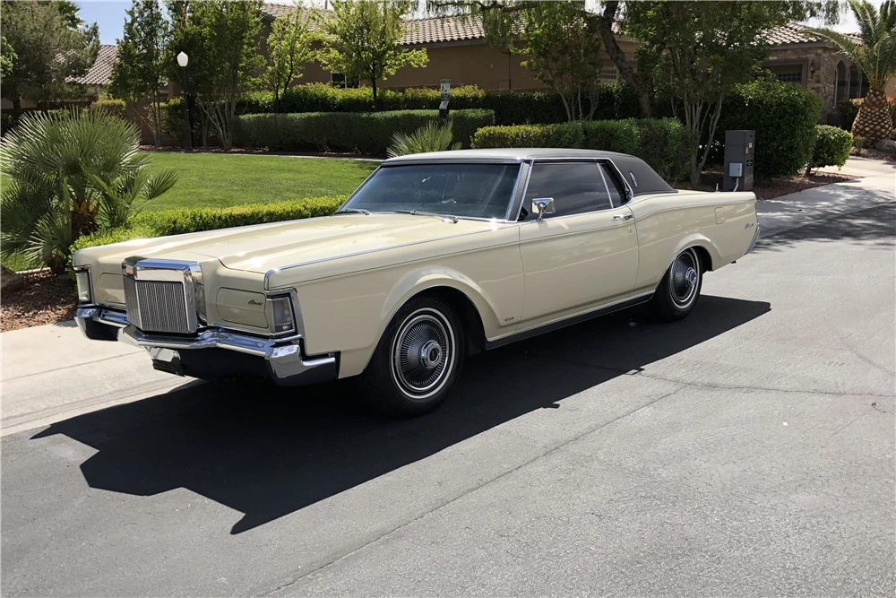 1969 Lincoln Continental Mark III - Image 2 of 5