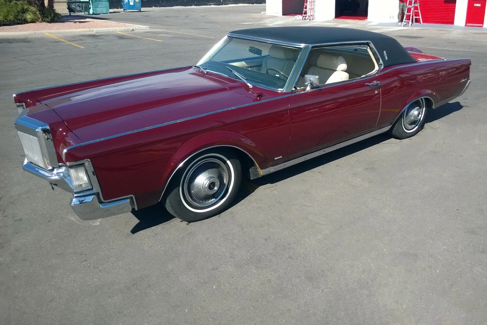 1969 Lincoln Continental Mark III - Image 2 of 5