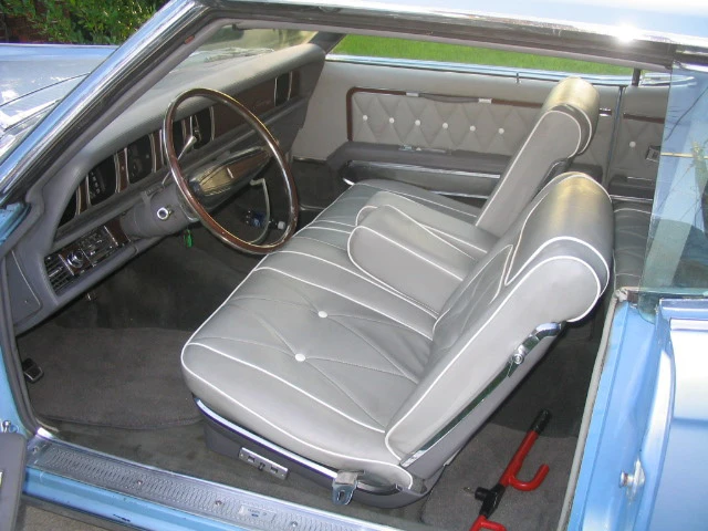 1969 Lincoln Continental Mark III - Image 3 of 4