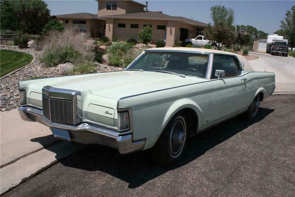 1969 Lincoln Continental Mark III - Image 2 of 5